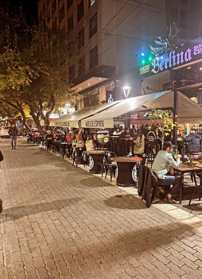 Departamento En Peatonal Mendoza公寓 外观 照片